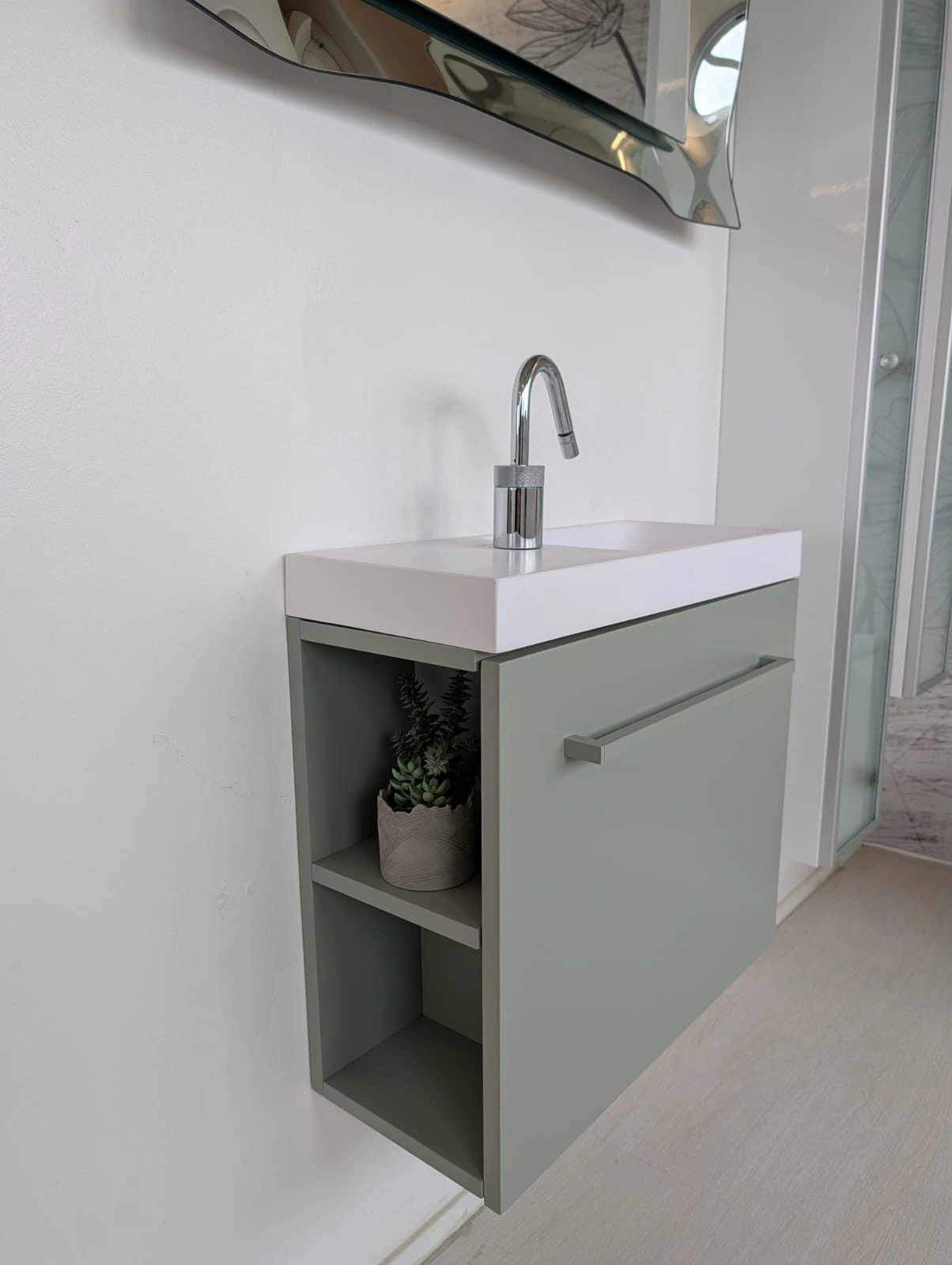 Collection Classique - Laqué mat NCS S 2005-G50Y - Top en Tecnoril blanc mat