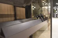 Glass door wardrobe - High heels on shelf